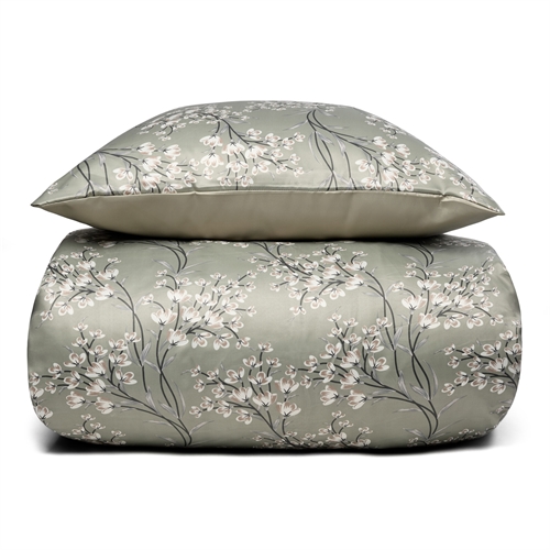 Blomstret sengetøy - Grønt sengetøy i vendbart design - Satin sengetøy 140x200 cm - IN Style sengetøy
