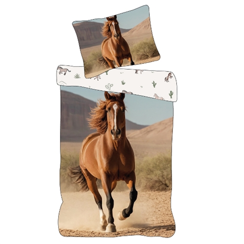 Hestesengetøy 140x200 cm - Vendbart sengesett med en flott brun hest - 100% mykt bomulls sengetøy