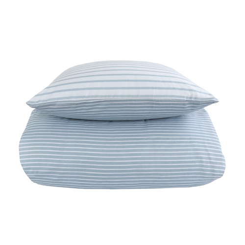 Sengetøy i bomullssateng - 150x210 cm - Smale linjer blå - stripete sengetøy - By Night vendbart sengesett