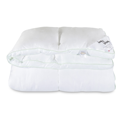 Bambusdyne 140x200 cm - Helårsdyne med ekstra myk bambus og dunfiber - Borg Living