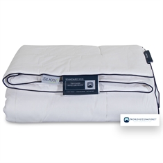Silkedyne 140x220 cm - Helårsdyne varm - Nordic Comfort dyne med 100% morbærsilke