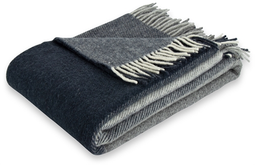 Ullpledd - Mykt ullteppe - Fade check blå - 130x200 cm - Nordstrand Home