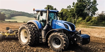 Badehåndkle barn - Traktor motiv - 70x140 cm – Lekker og myk kvalitet